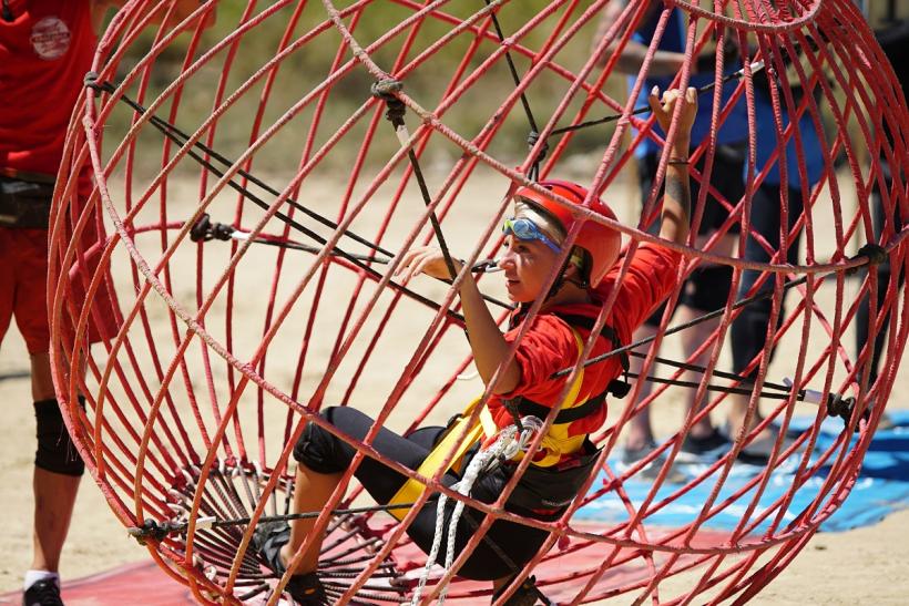 Paula Chirilă, pentru a doua oară la duel! Îl înfruntă pe Cosmin Pădureanu în ”Ultimul Trib” 18635628