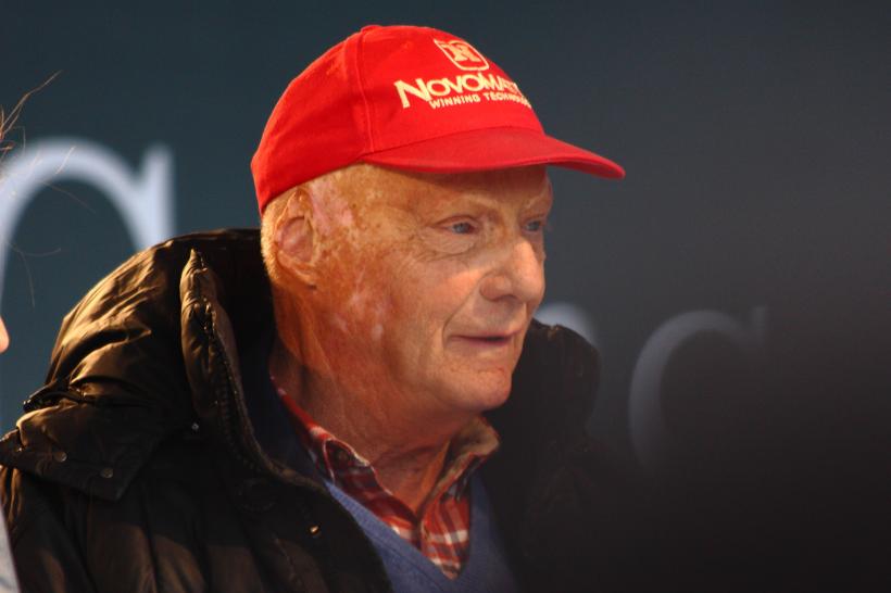 Fostul pilot Niki Lauda a părăsit spitalul unde a fost supus unui transplant de plămâni