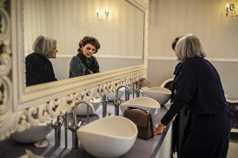 Fructul oprit sezonul 2 episodul 9. Ioan, descoperire importantă despre tatăl său. Magda: „Copilul ăsta este copilul meu! Nu este bastard!” 18636168