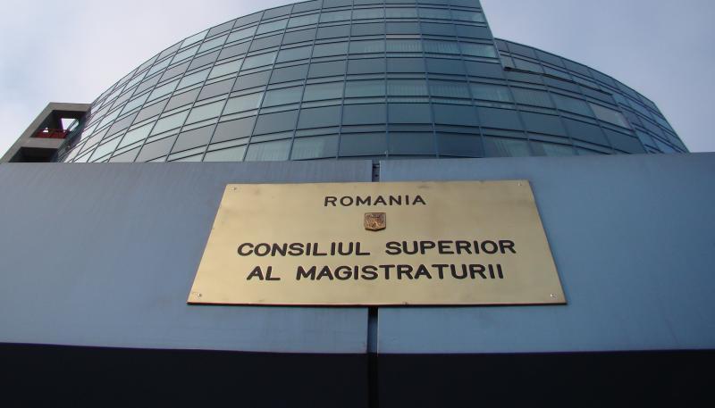 CSM: În dosarul de candidatură al lui Lazăr nu există o rezoluţie de clasare ce îl viza pe preşedintele Iohannis