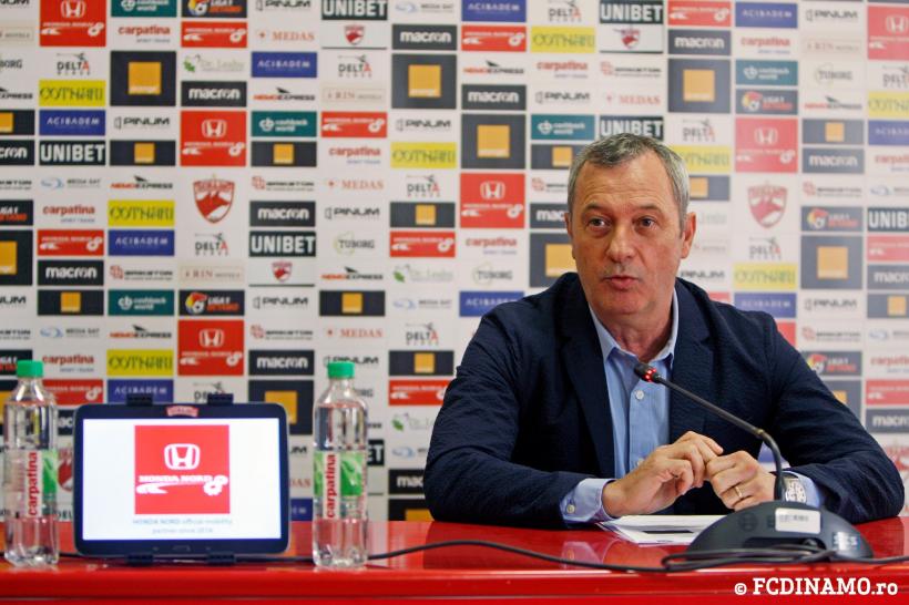 Mircea Rednic anunţă că luni Dinamo va transfera alţi doi jucători