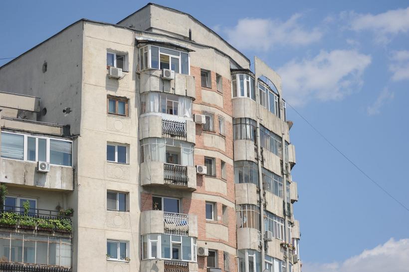 Primăria Capitalei, prin Compania Municipală Imobiliara, intenţionează să cumpere 100 de locuinţe în Bucureşti