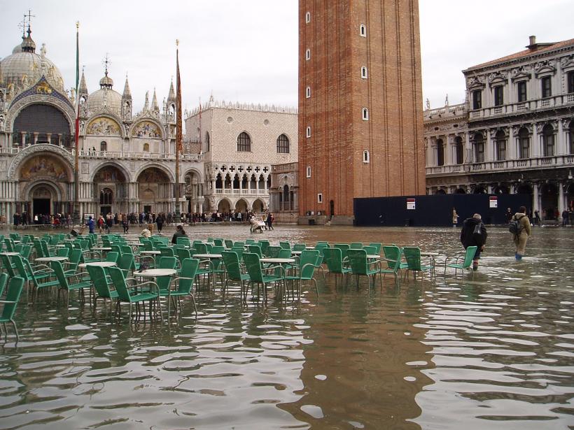Italia a decretat stare de urgență în 11 regiuni calamitate