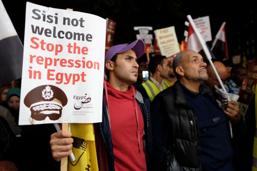 Egipt: Zeci de apărători ai drepturilor omului, deținuți în locuri necunoscute