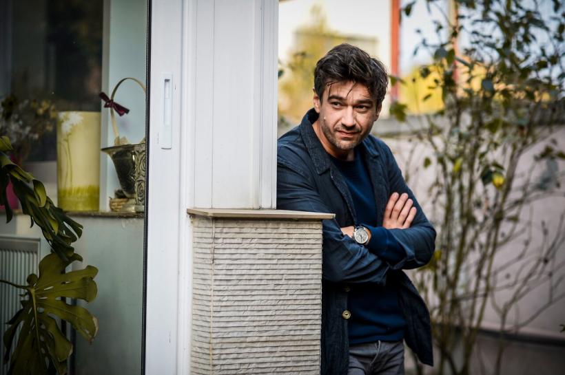 Fructul oprit sezonul 2 episodul 13. Ioan, către Magda: „Mamă, iubirea vieții tale este un om de nimic!” 18639362