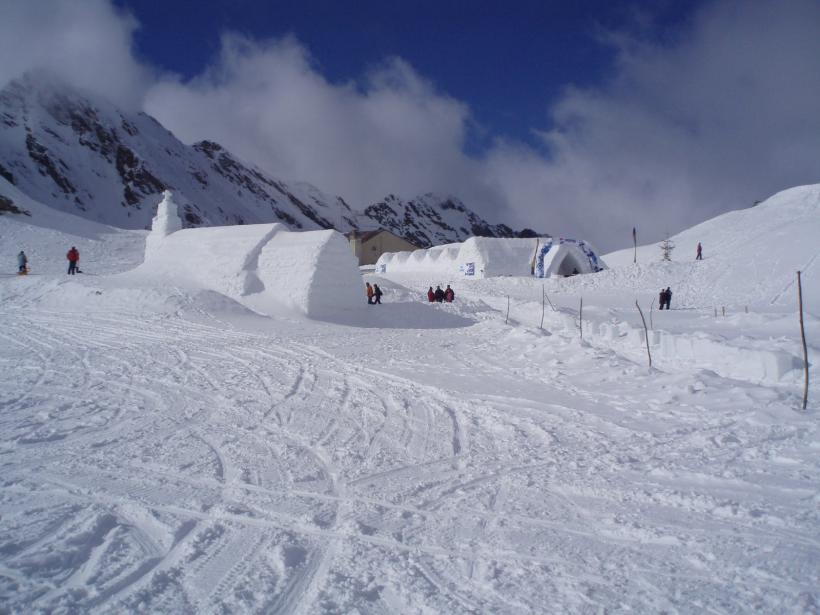 Bâlea Lac, zona turistică cu cel mai mare strat de zăpadă naturală 