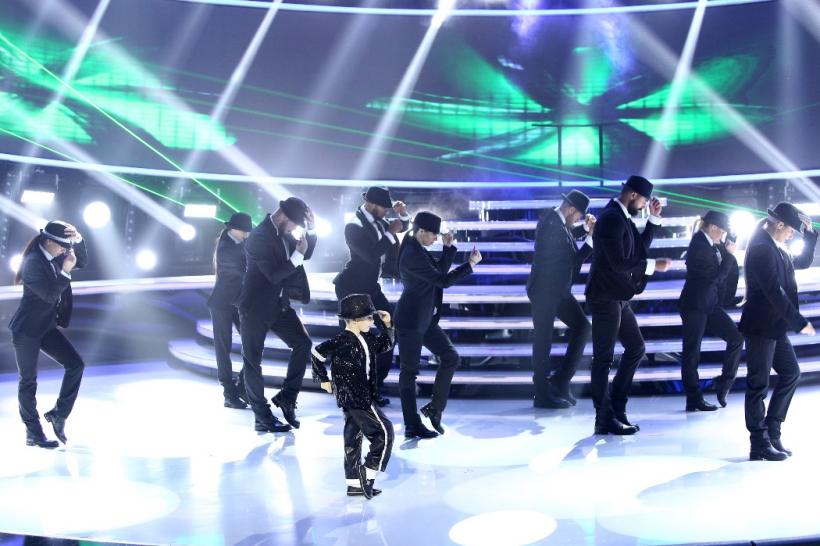 Furnica dansează pentru prima dată alături de fiul ei, Andrei, la “Te cunosc de undeva!” 18641119