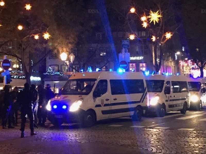 Nivel maxim de alertă în Franța, după atacul de la târgul de Crăciun din Strasbourg
