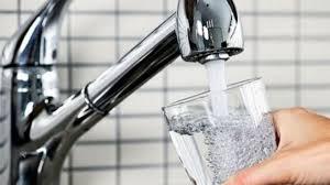 USR a depus în Parlament un pachet legislativ referitor la accesul tuturor cetăţenilor la apă potabilă