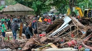 Bilanțul tsunamiului din Indonezia a ajuns la 281 iar peste 1000 de oameni sunt răniți