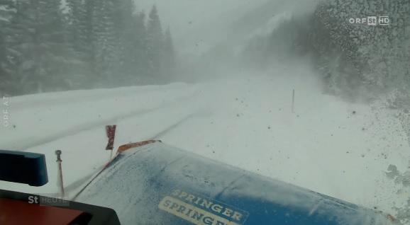Situaţie dificilă în Austria, din cauza căderilor masive de zăpadă 