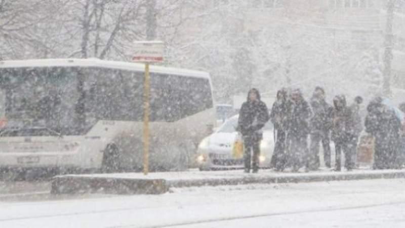  Un strat nou de zăpadă se va depune în Bucureşti în orele următoare
