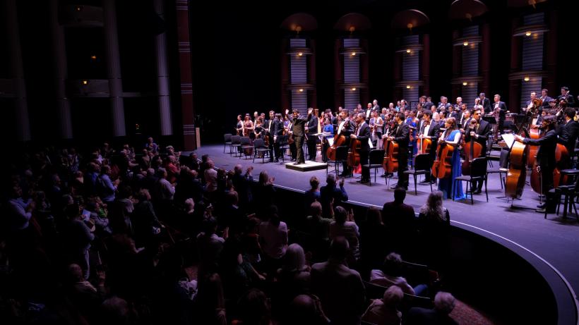  Standing ovations pentru “Orchestra Naţională Simfonică a României” în SUA, la pupitru, Cristian Măcelaru