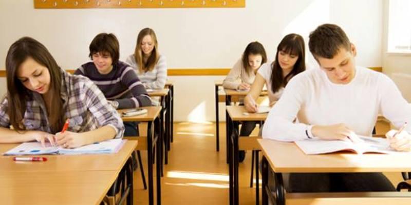 Atenție elevi! Ministerul Educației face schimbări în organizarea și desfășurarea admiterii la liceu 2019