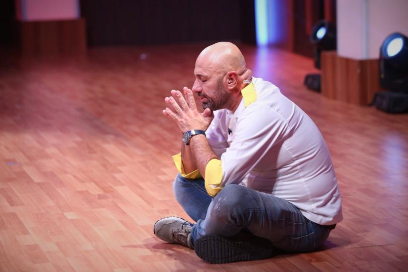 Mihai Munteanu este câștigătorul celui de-al șaselea sezon ”Chefi la cuțite”  Finala emisiunii, record de audienţã în acest sezon 18646201