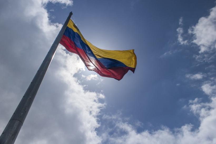 Preşedintele Parlamentului venezuelean se autoproclamă 'preşedintele în exerciţiu' al ţării