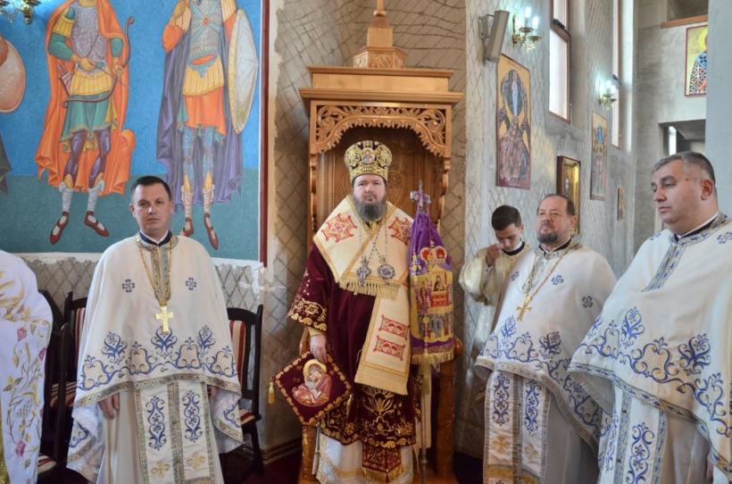 DNA Oradea l-a interceptat și pe episcop