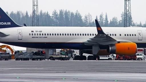 Aeronavele înregistrează întârzieri la decolare din cauza operațiunilor de degivrare