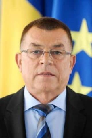 Fostul ministru de Interne, Radu Stroe, reclamat pentru plagiat de către Academia SRI  