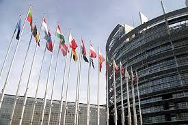 Europarlamentarii s-au angajat, printr-un vot secret, la mai multă transparenţă asupra întâlnirilor cu lobbyişti