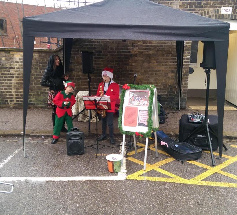 Darius, micul filantrop care i-a cântat lui Dalai Lama 18648934