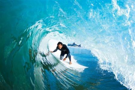 Australia: Un surfer, rănit grav de un rechin într-o zonă populară din Noul Wales de Sud