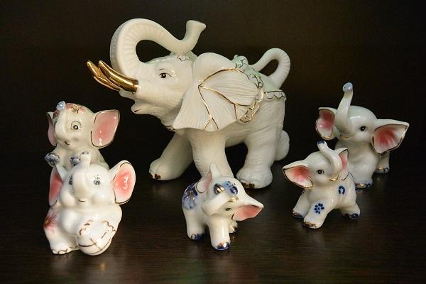 Figurinele-elefant aduc noroc şi bani. Obiecte care aduc bunăstarea
