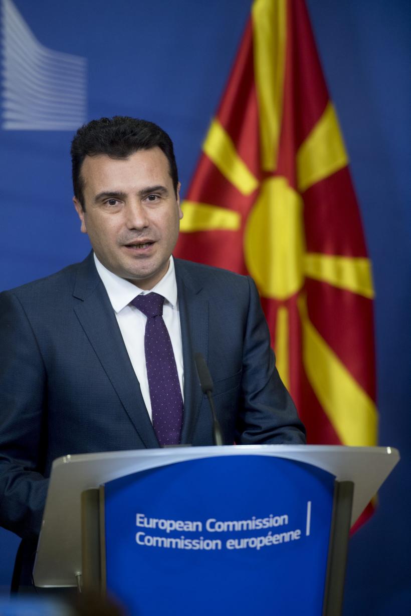 Macedonia și-a schimbat oficial numele