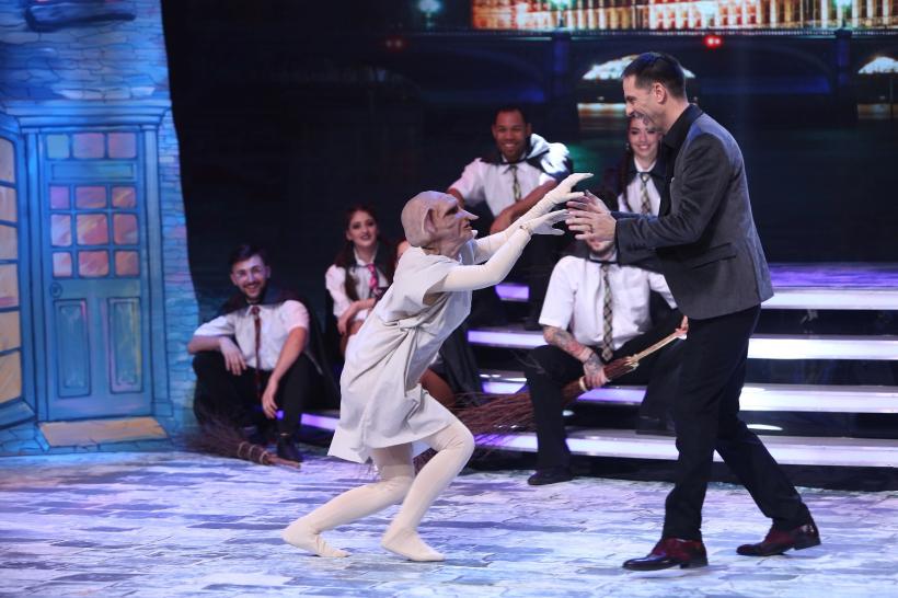 Spiridușul Dobby, din „Harry Potter”, vine la “Scena misterelor”:  “Este o mască de silicon pentru film, care costă între 10.000 și 20.000 de dolari” 18650510