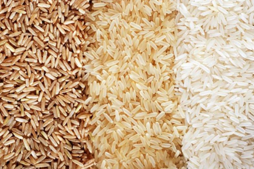 Cum să deosebeşti orezul din plastic de cel natural. 4 metode eficiente de verificare a calităţii orezului
