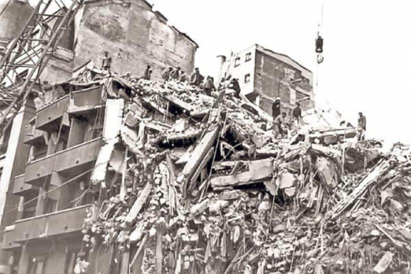 Mărturii INCREDIBILE din cele 55 de secunde de GROAZĂ… Cutremurul din 4 martie 1977 (video)
