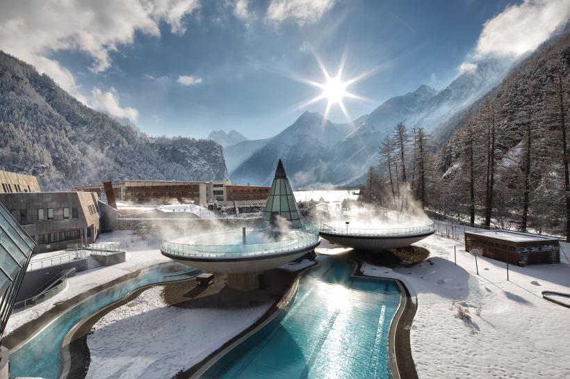 Aqua Dome Tirol, „baza stelară” cu apă termală din Alpi