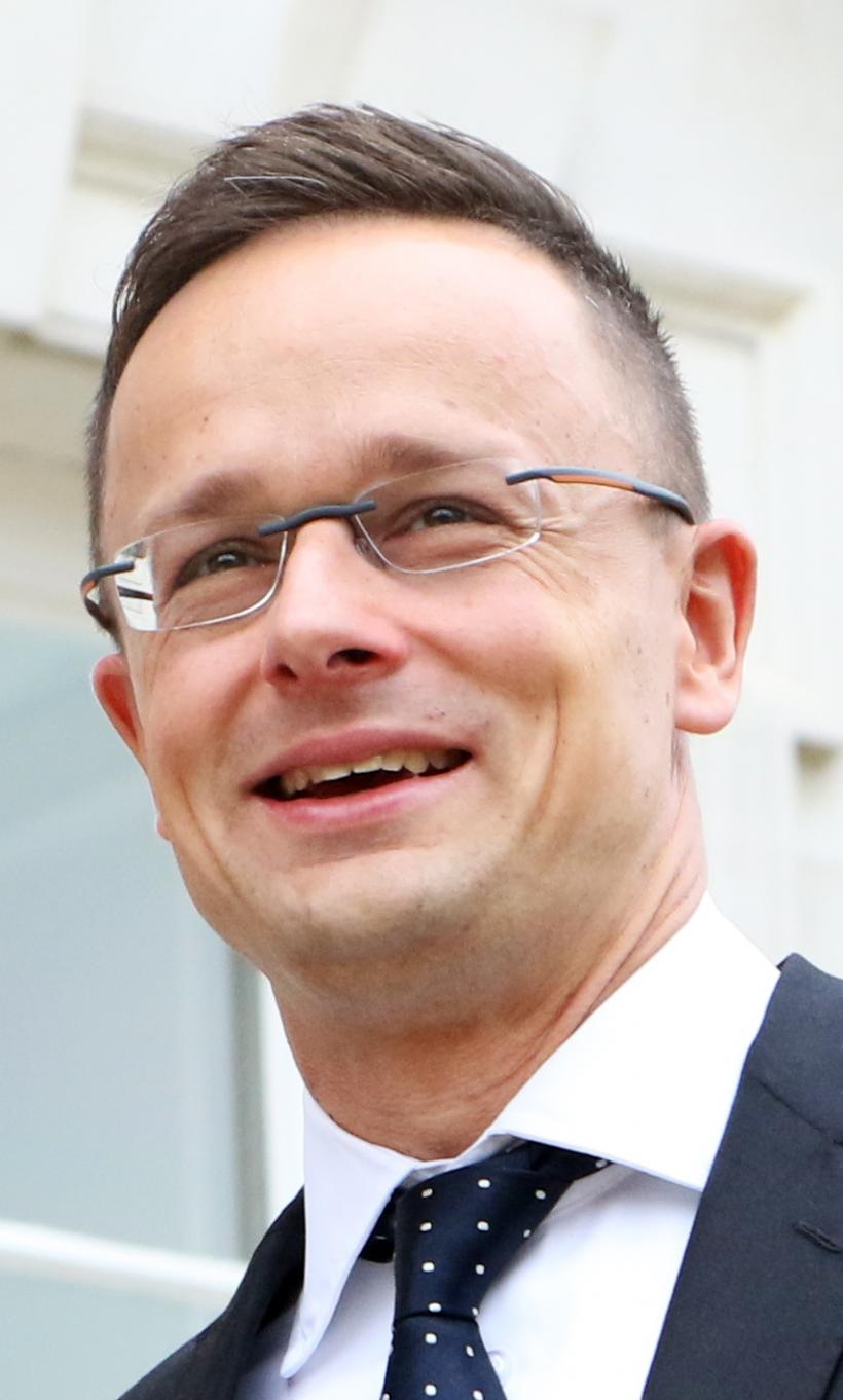 Ministrul ungar de externe, ca Vodă prin lobodă în România!