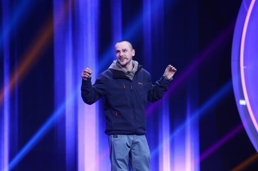 Al patrulea episod „iUmor”, lider incontestabil de audienţã.  Poveștile lui Florin Siriac l-au făcut pe Dan Badea să plângă și pe Mihai Bendeac să aplaude 18653236