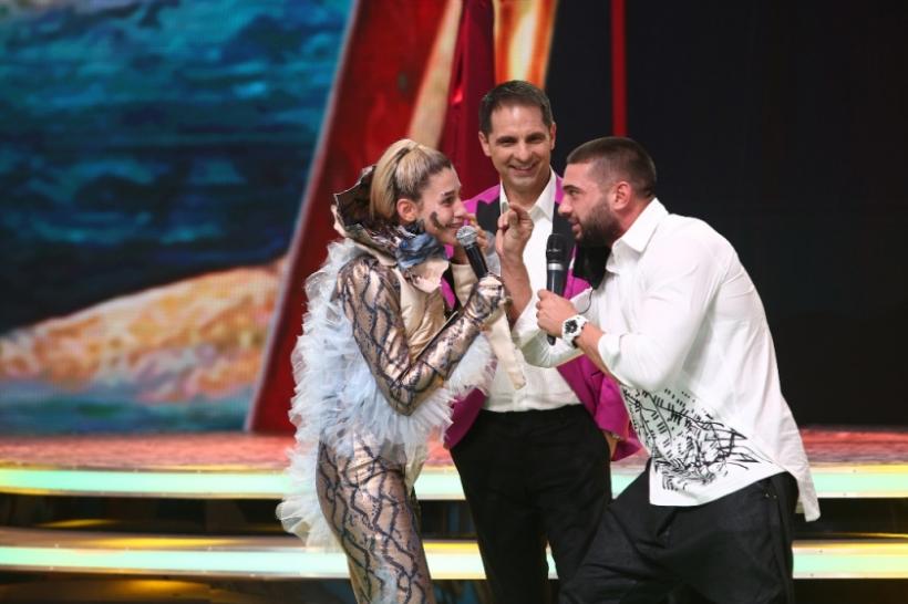 Alina Eremia, Constantin Enceanu, Alina Pușcaș, Mihai Morar, Nicole Cherry și Vica Blochina s-au ascuns în spatele măștilor, la “Scena misterelor” 18655208