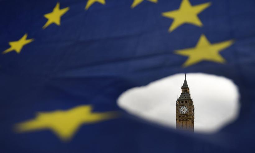 Brexit: Lira sterlină s-a depreciat, după ce Parlamentul a respins acordul de ieșire din UE