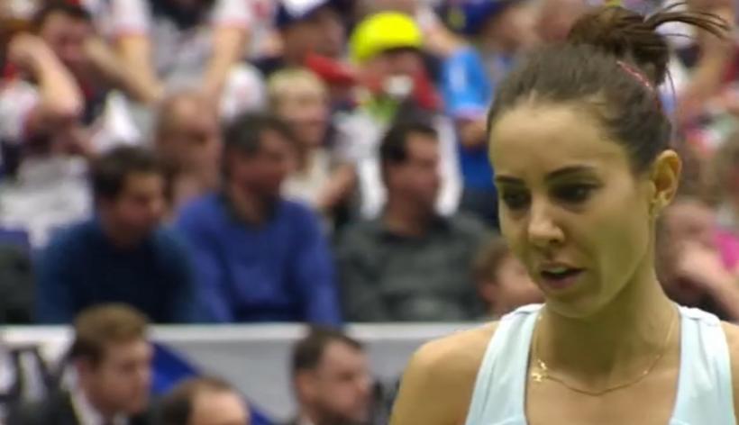Mihaela Buzărnescu, învinsă de Caroline Wozniacki la Charleston după un meci de două ore şi 36 de minute