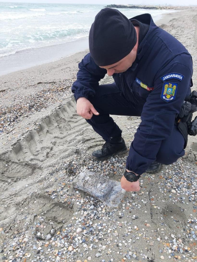 DIICOT: 152 de kilograme de droguri, găsite până acum pe litoral