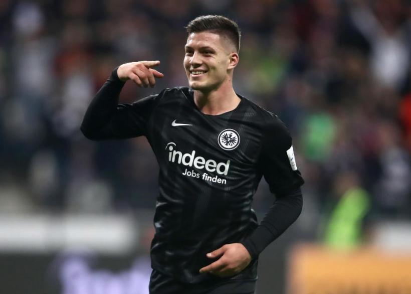Fotbal: Eintracht Frankfurt a activat opţiunea de cumpărare a lui Luka Jovic