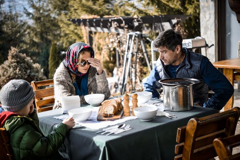 Fructul oprit sezonul 2 episodul 31. O cerere în căsătorie, o declarație emoționantă de dragoste și noi dezvăluiri importante 18657791