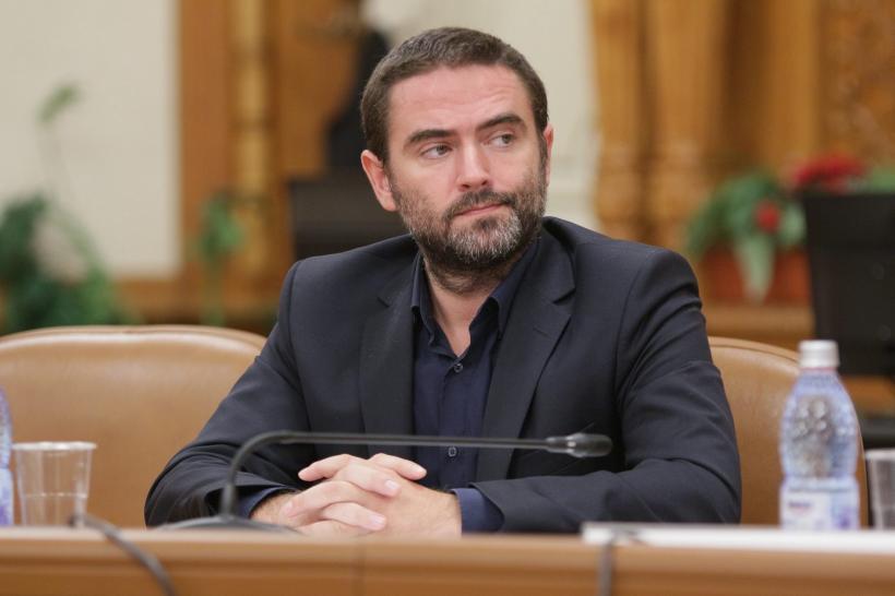Liviu Pleşoianu: Referendumul este declanşat de un preşedinte care îl ţine în braţe pe Augustin Lazăr, un torţionar