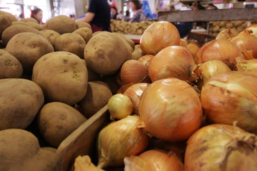 Cartofii fac România campioană europeană. La inflaţie