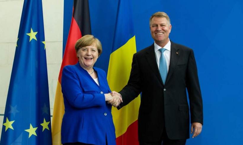 Preşedintele Klaus Iohannis şi cancelarul german Angela Merkel se vor întâlni, la Sibiu, cu reprezentanţi ai FDGR