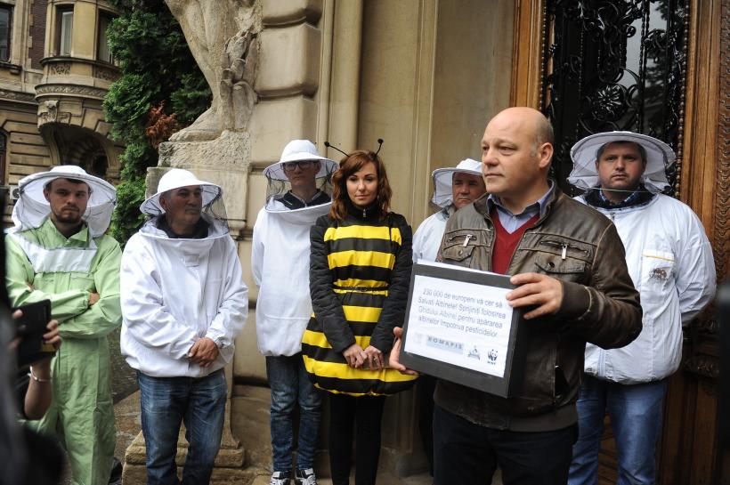 Protest faţă de „pesticidele ucigaşe”