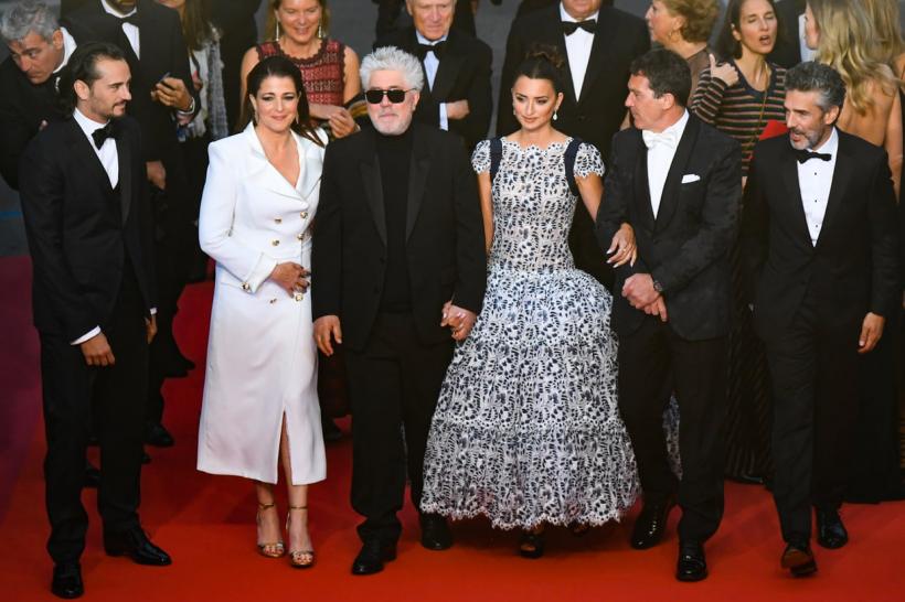 Cannes 72: Hollywood, corupţie, mafie, dragoste şi muzică, femei, femei…            18662193