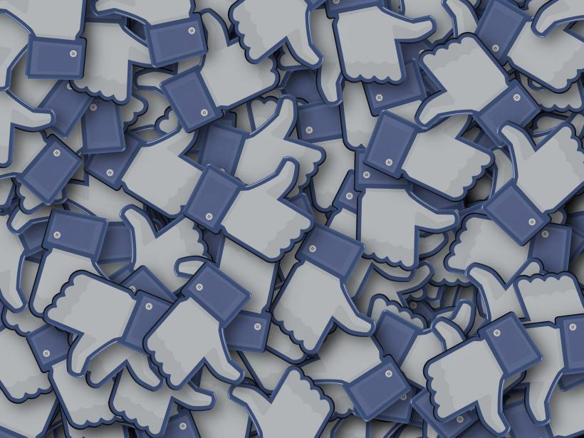 Campanie de donaţii oprită de Facebook fără anchetă sau explicaţii