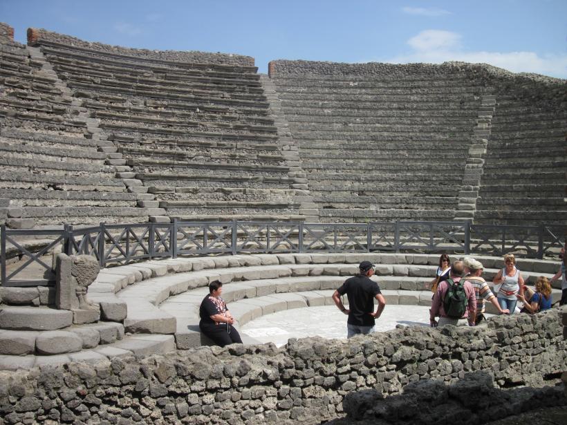 Un turist britanic a murit în timp ce vizita ruinele oraşului antic Pompei