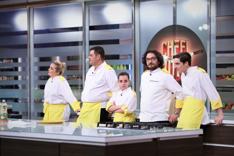 Prima confruntare pe echipe, din sezonul special:  chefii intră cu familiile în bucătăria Chefi la cuțite