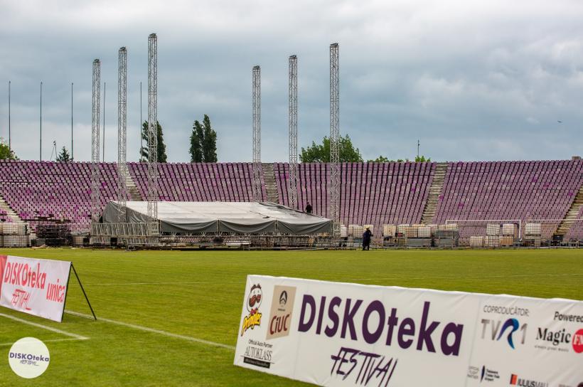 Sandra, Sabrina sau Modern Talking gata de show la Diskoteka Festival! Stadionul este aproape gata, recuzită originală din anii 80-90
