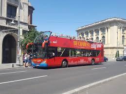 Linia Bucharest City Tour, relansată duminică. Patru autobuze vor circula pe traseul Piaţa Unirii-Piaţa Presei